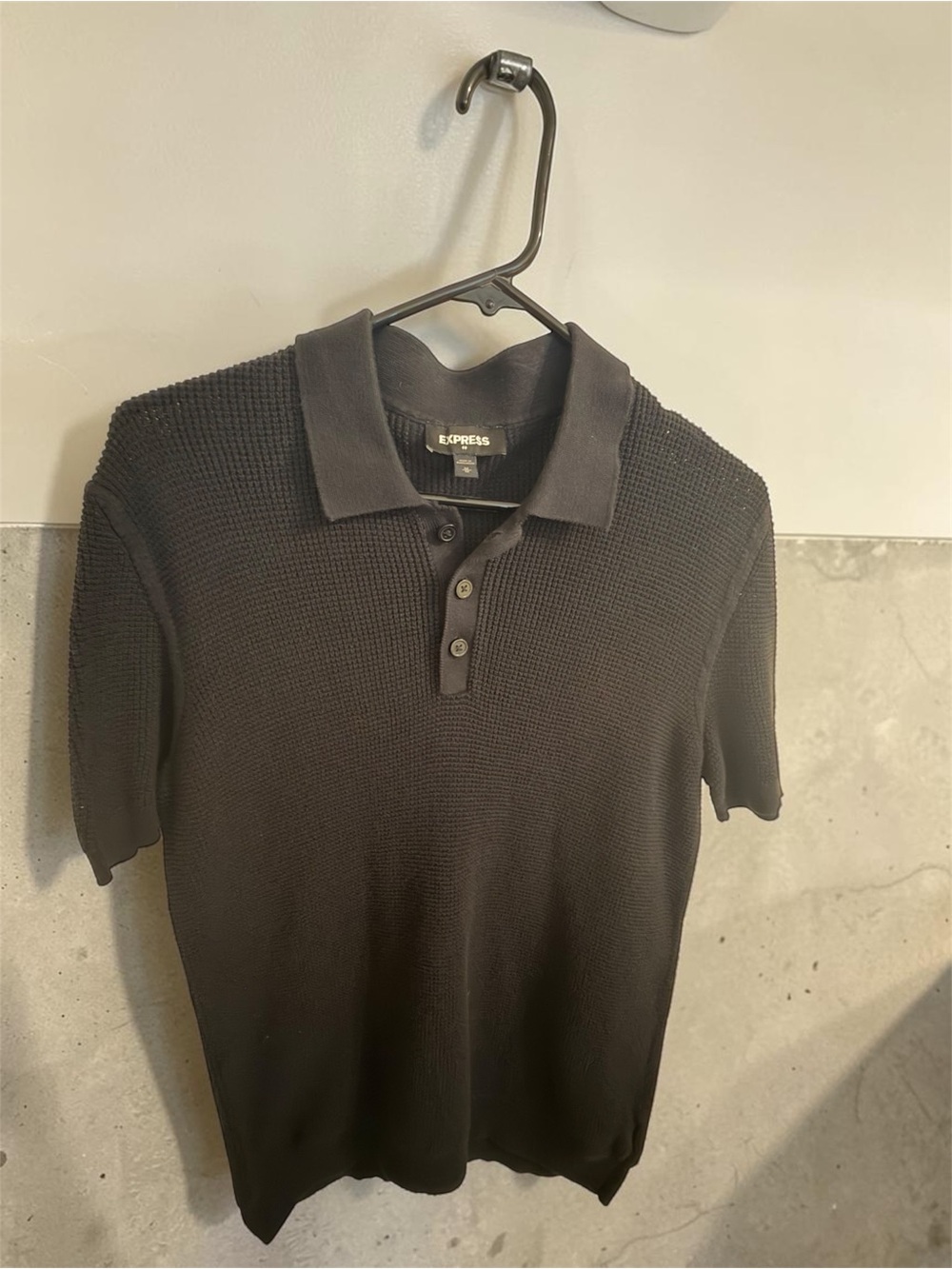 Express Men’s Black Textured Knit Polo